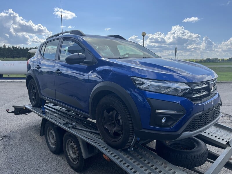 Dacia Sandero Stepway 2021 г запчясти