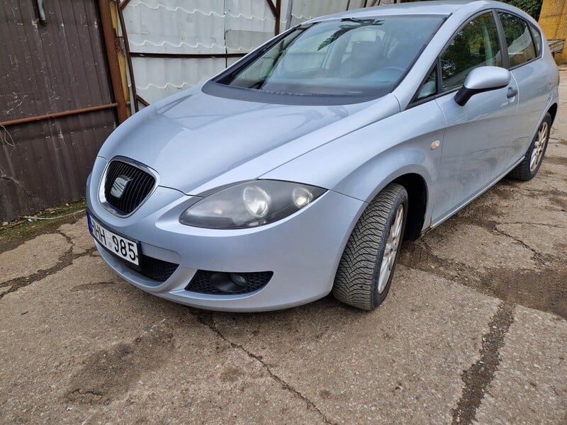 Seat Leon 2006 г запчясти