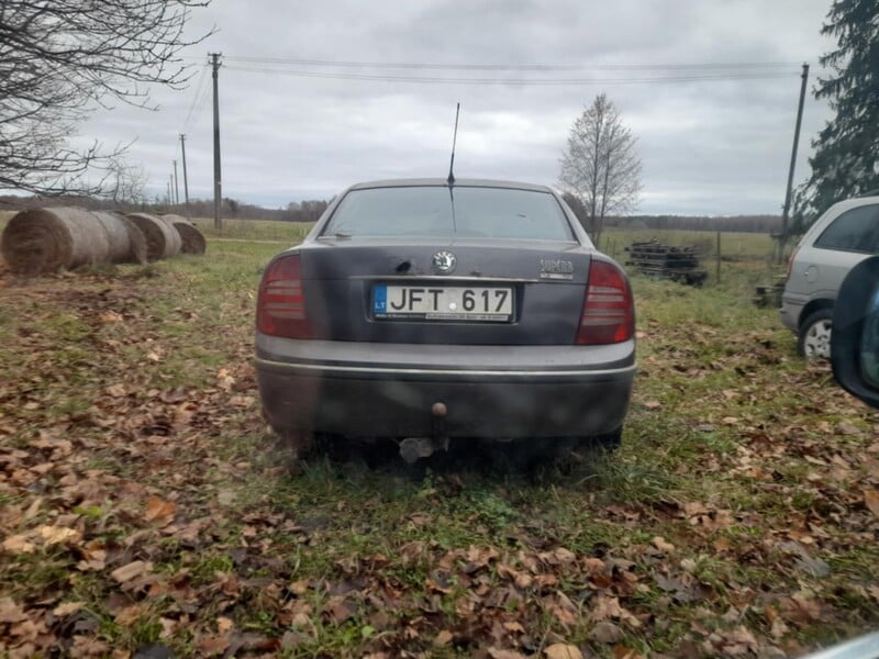 Skoda Superb 9034 2005 m dalys