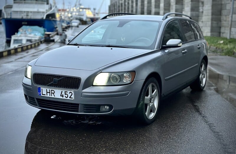 Volvo V50 5833