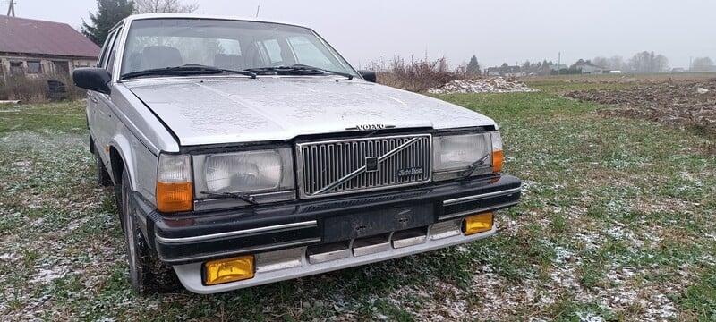 Volvo 760 1985 y parts