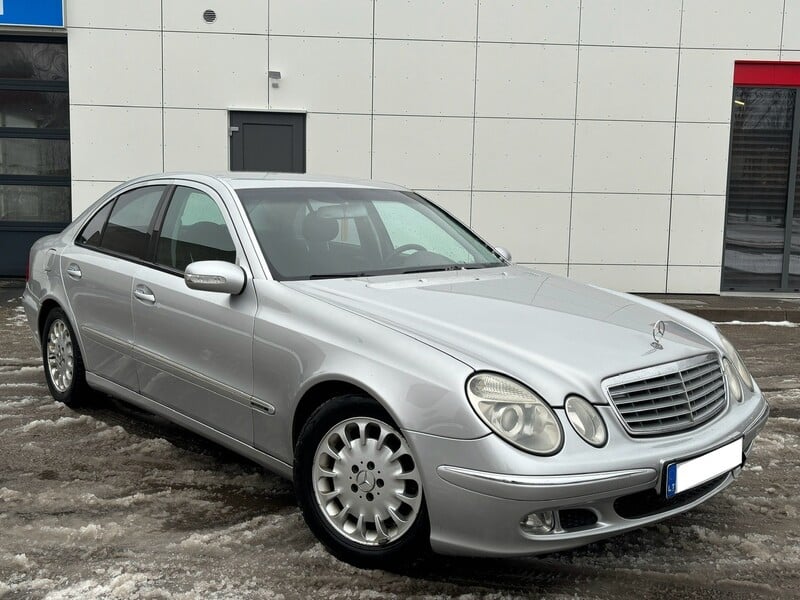 Mercedes-Benz E 220 W211