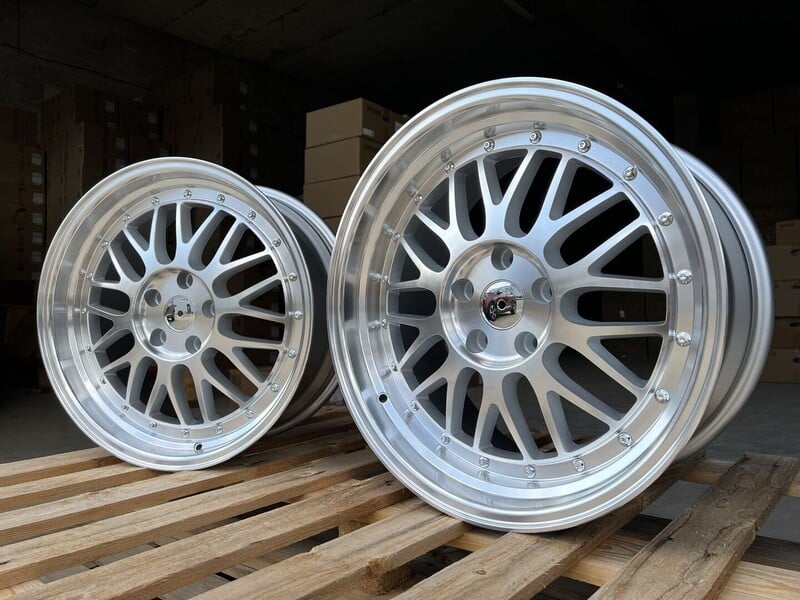 Autowheels BBS LM Style BMW 1-3 Lengvojo lydinio R17 ratlankiai