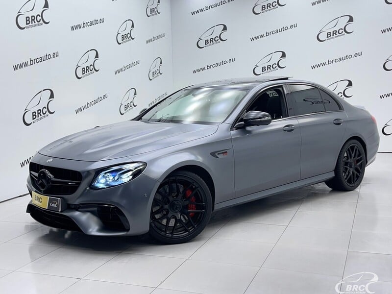 Mercedes-Benz E 63 AMG BRABUS 700 Automatas