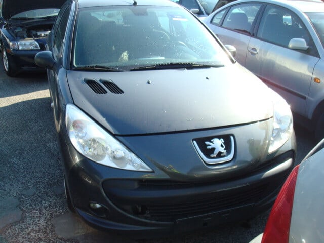 Peugeot 206+ 2011 y parts