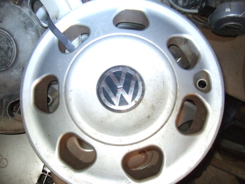 Volkswagen Ratų gaubtai R15 ratlankiai