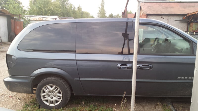 Chrysler Voyager IV 2003 г запчясти