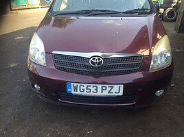 Toyota Corolla Verso 2002 г запчясти