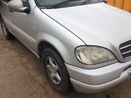 Mercedes-Benz ML 270 W163 Visureigis / Krosoveris 2001