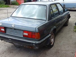 Bmw 318 E30 1989 m dalys