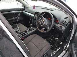 Audi A4 B7 BLB 6 begiu 2006 m dalys