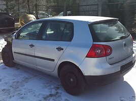 Volkswagen Golf V 2005 г запчясти