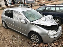 Volkswagen Golf V BLS 2006 y parts