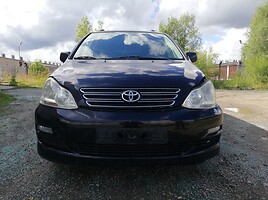 Toyota Avensis Verso 2004 m dalys