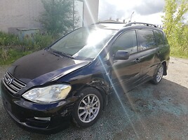 Toyota Avensis Verso 2004 m dalys