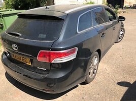 Toyota Avensis III 2011 y parts