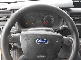 Ford 2006 m dalys