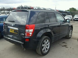 Suzuki Grand Vitara II 2010 y parts