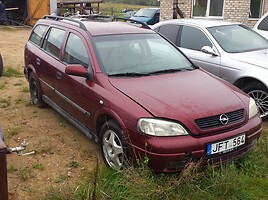 Opel Universalas 2000