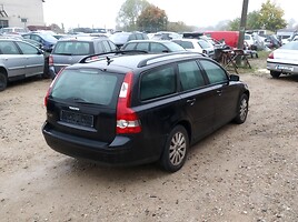 Volvo V50 2006 y parts