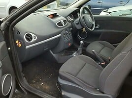 Renault Clio II 2009 y parts