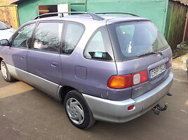 Toyota Picnic 2000 y parts