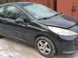 Peugeot 207 1.4i KFU 2006 г запчясти