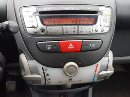 Citroen C1 I 1.0i 4d silver 2006 г запчясти