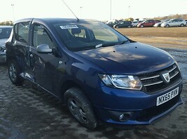 Dacia Sandero 2015 m dalys