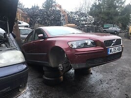 Volvo S40 II 2006 г запчясти