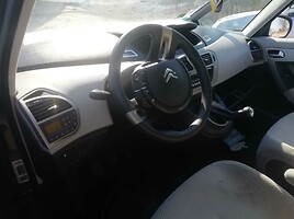 Citroen C4 Picasso 2008 г запчясти