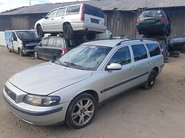 Volvo V70 II 2002 y parts