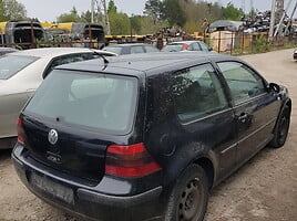 Volkswagen Golf 2002 г запчясти