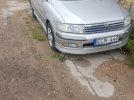 Mitsubishi Space Wagon 2000 г запчясти