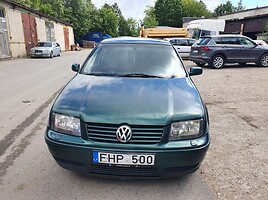 Volkswagen Bora 1.9 DYZELIS 81 KW 1999 y parts