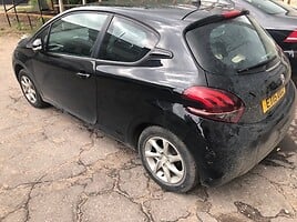 Peugeot 208 2015 y parts