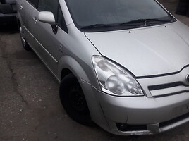 Toyota Corolla Verso 2006 m dalys