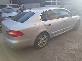 Skoda Superb II 2011 m dalys