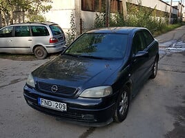 Opel Astra 2000 m dalys