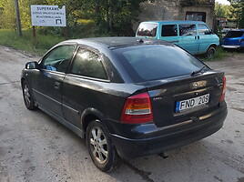 Opel Astra 2000 m dalys