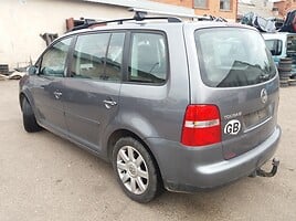 Volkswagen Touran I BKC 2005 г запчясти