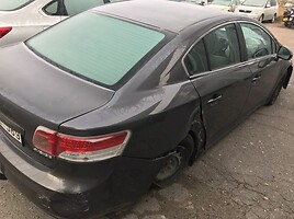 Toyota Avensis 2010 г запчясти