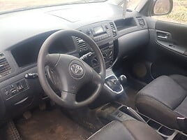 Toyota Corolla Verso 2002 г запчясти