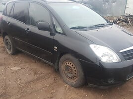 Toyota Corolla Verso 2002 г запчясти