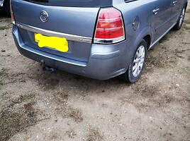 Opel Zafira B 2006 г запчясти