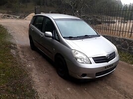 Toyota Corolla Verso 2004 m dalys