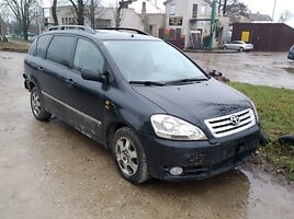 Toyota Avensis Verso 2002 m dalys