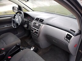 Toyota Avensis Verso 2002 m dalys