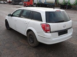 Opel Astra II 2009 y parts