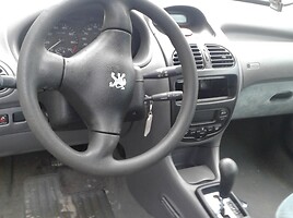 Peugeot 206 2002 y parts